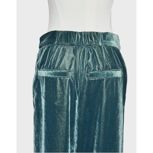 A New Day Green Velvet High Rise Straight Leg Dress Pants Size 6 Holiday - Picture 5 of 8